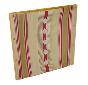 Рамка со средними пуговицами (30,5, 33 см.)