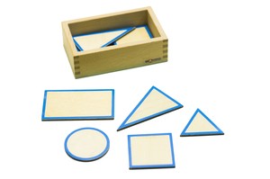 Ящик с основаниями для геометрических тел 2.17