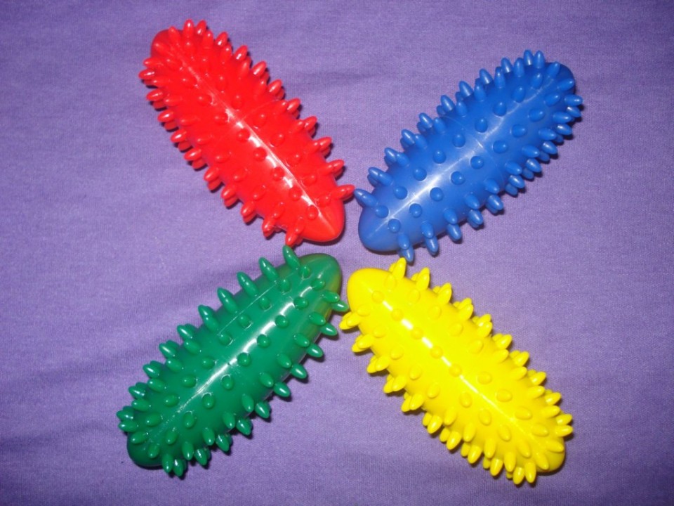 Овал с шипами средний 100 мм*45 мм