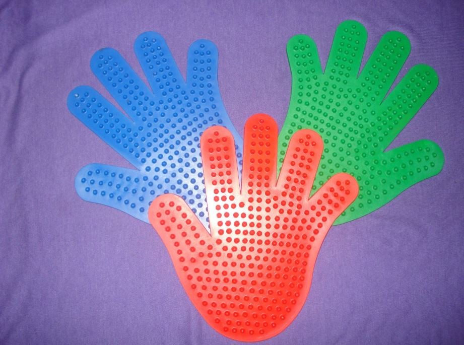 Ладошки с шипами 200х180 мм