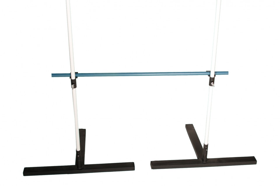 Стойки для прыжков в высоту 2м (со шкалой)