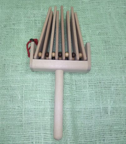 Трещотка пластинчатая на ручке