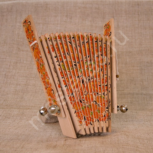 Трещотка пластинчатая большая с бубенцами