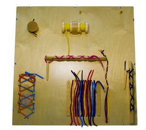 Модуль для развития мелкой моторики ( со шнурками)