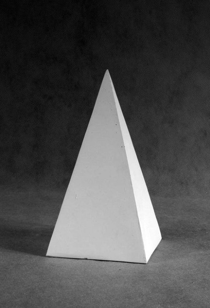 Гипс Пирамида 4-х гранная малая