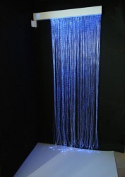 Фиброоптическая занавесь (150 волокон) с  интерактивным источником света, высота: 2000 мм