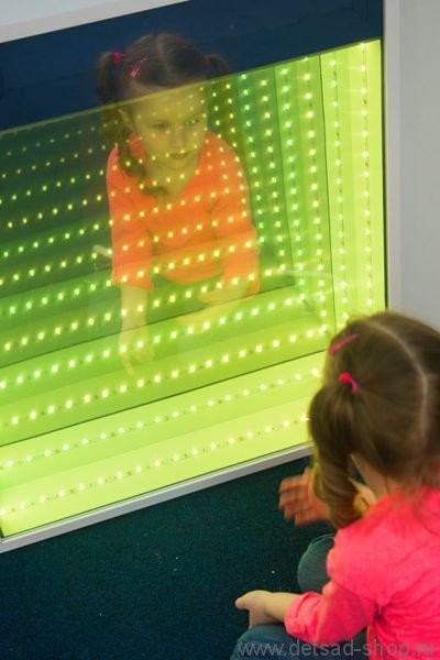 Мягкая интерактивная светозвуковая панель “Бесконечность”