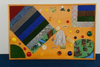 Тактильная панель с декоративными элементами, 1200*700 мм